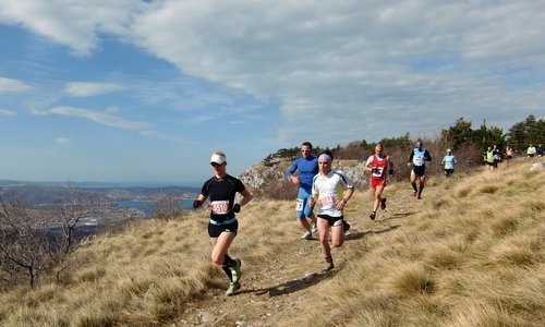 Kokoš Trail, Basovizza, Italy - panoramic view of Trieste (Copyright © 2017 Hendrik Böttger / runinternational.eu)